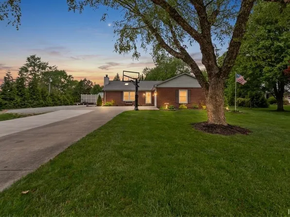 134 Lee Dr, Sharpsville, IN 46068