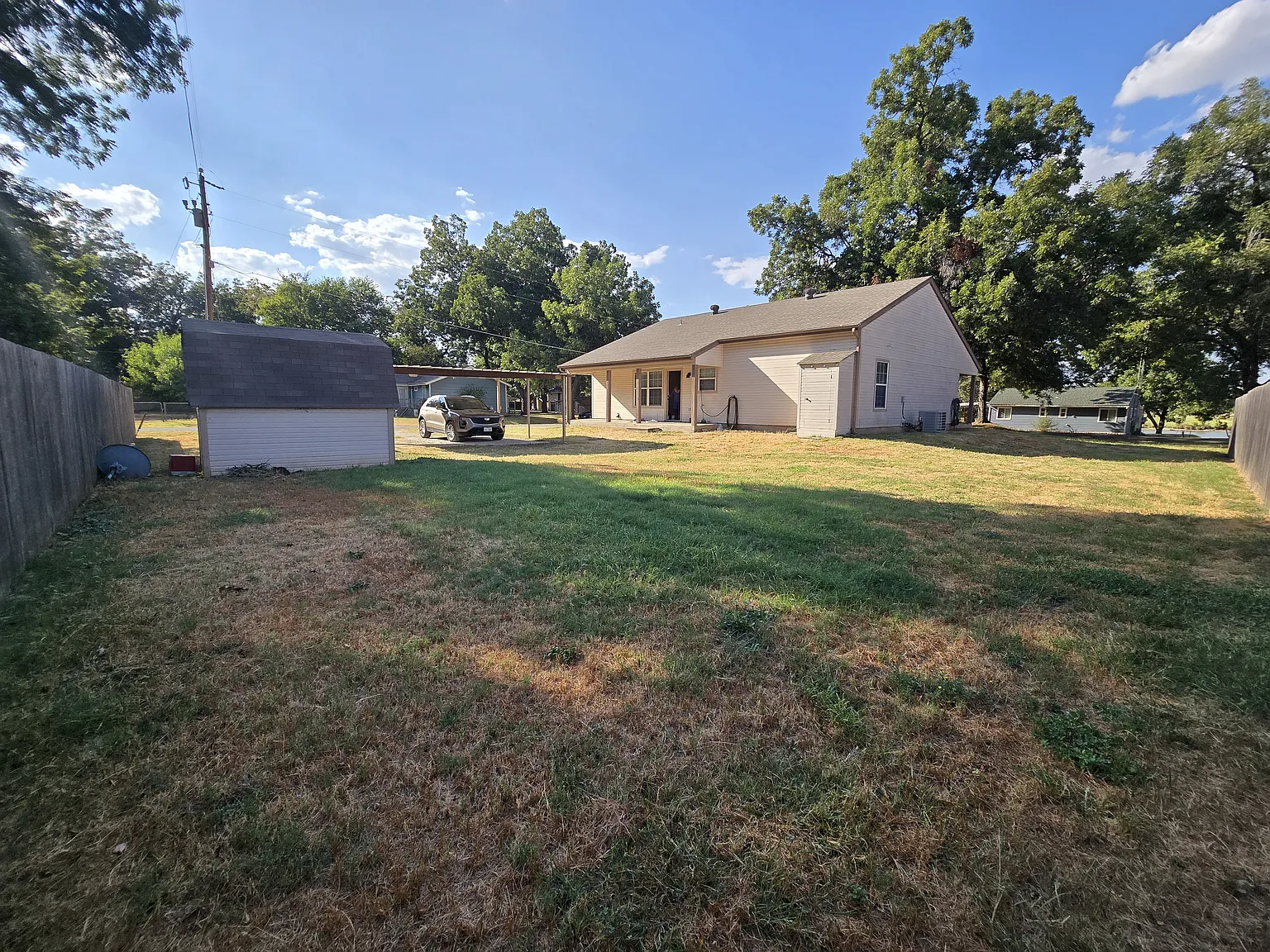 3 bed, 1290 sqft, $1,850 — Photo 4