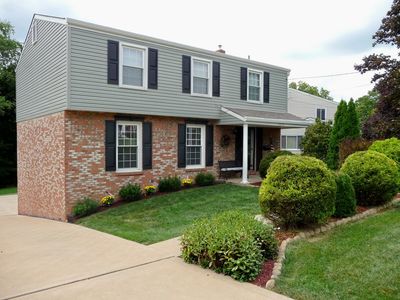 1070 Cork Dr, Bethel Park, PA, 15102