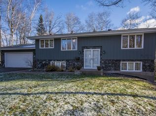 640 Valley Dr, Duluth, MN 55804
