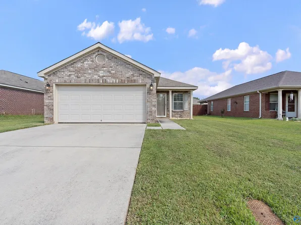 219 Valleyside Dr NE, Huntsville, AL 35810
