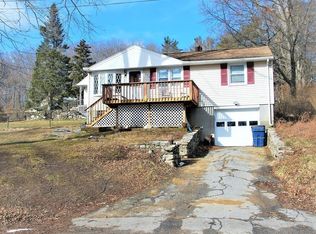142 Willow Hill Rd, Cherry valley, MA 01611