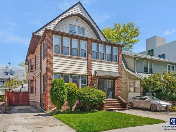 581 E 8th Street, Brooklyn, NY 11218