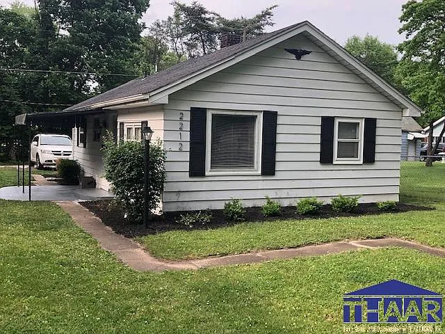2212 Putnam St photo 1