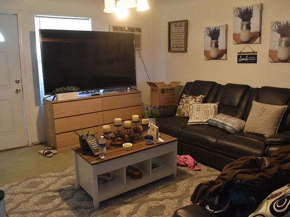 2nd image of 281 Pomegranate St