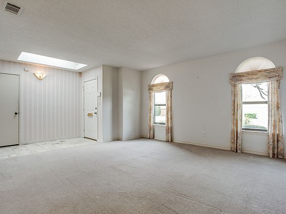 5th image of 7453 Whispering Pines Dr