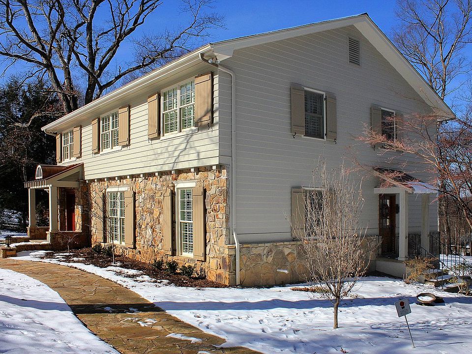 2nd image of 7117 Sherwood Dr
