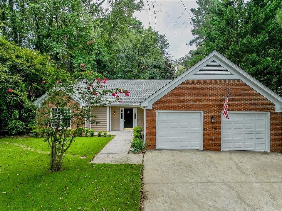 1st image of 674 Egret Ct