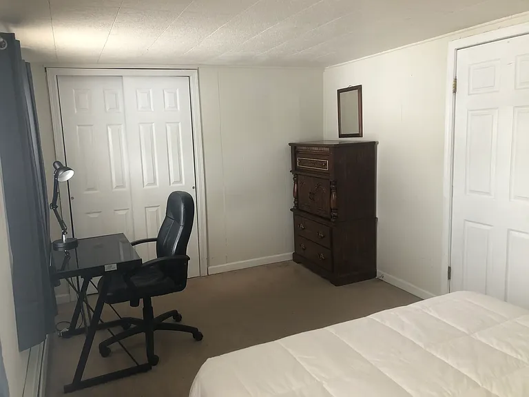 Apartment #2- Bedroom3
