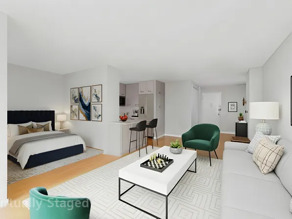 251 East 51st Street image 1 of 11