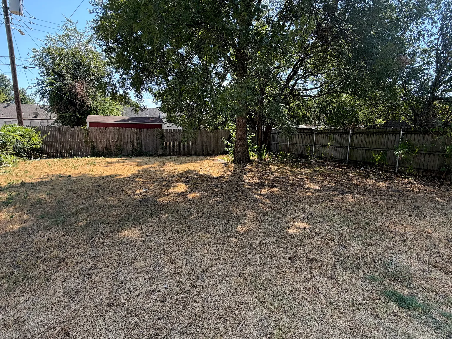 4 bed, 1.5 bath, 1089 sqft, $1,300 — Photo 3