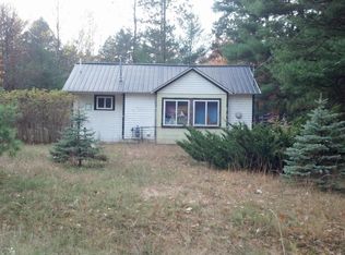 412 S Vine St, Mio, MI 48647