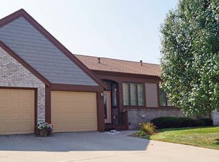 1341 Brookside Dr, Lansing, MI