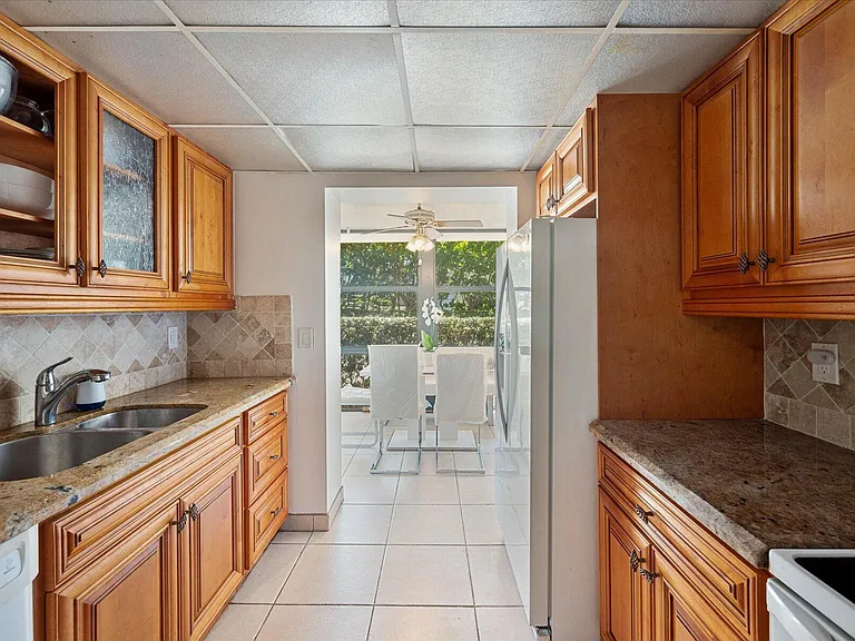 3200 S Ocean Blvd #A102 — Photo 12