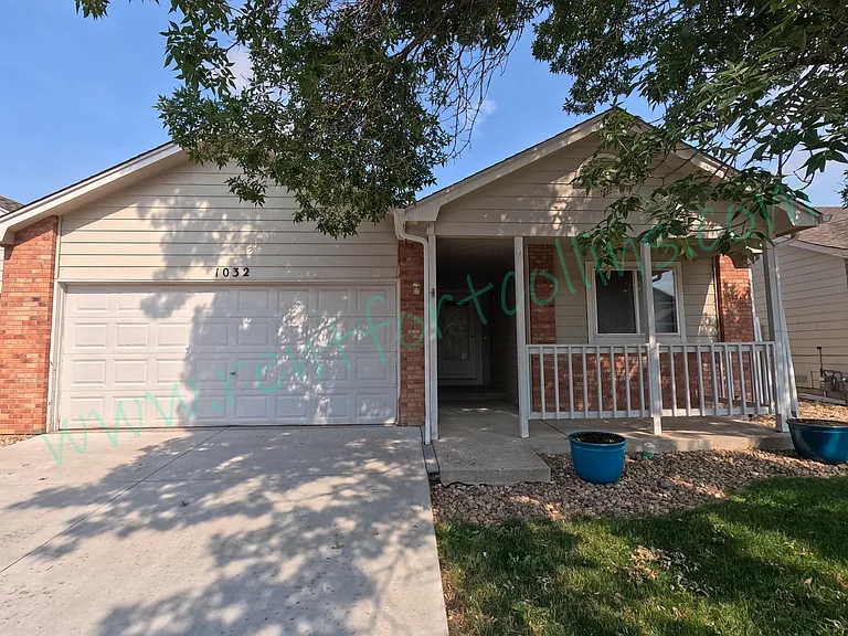 1032 Lavender Ave — Photo 1