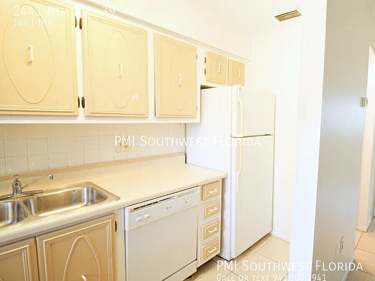 2441 8th St #39 — Photo 5
