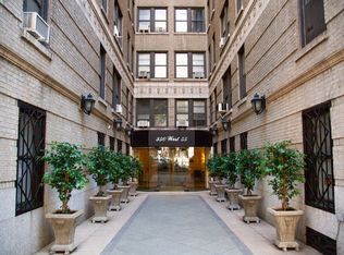 350 W 55th St APT 3B, New York, NY 10019
