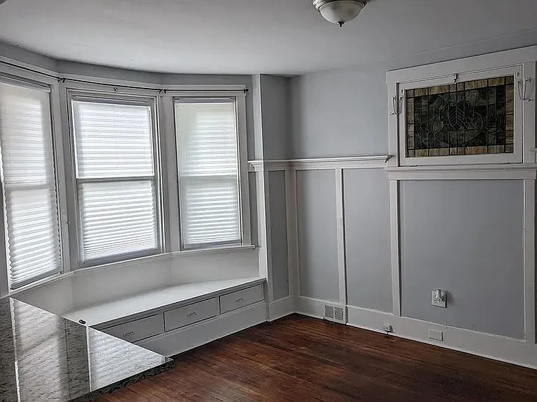 1116 Bellaire Ave — Photo 10