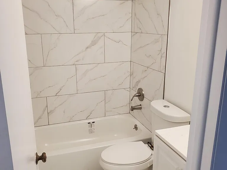 5890 Sugar Palm Ct #F — Photo 6