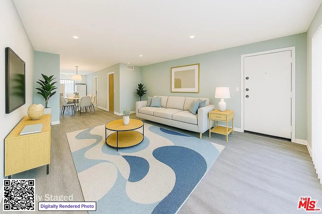 Building Photo - 326 S Serrano Ave #4