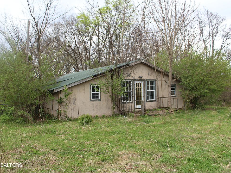 1st image of 171 Gooseneck Ln