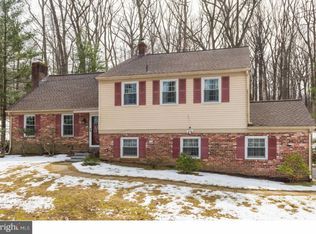 338 Castlewood Dr, Devon, PA 19333