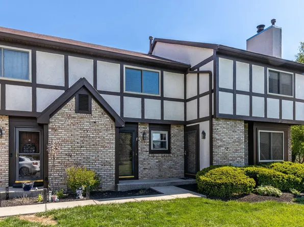 8224 Laramie Pl #3, Powell, OH 43065