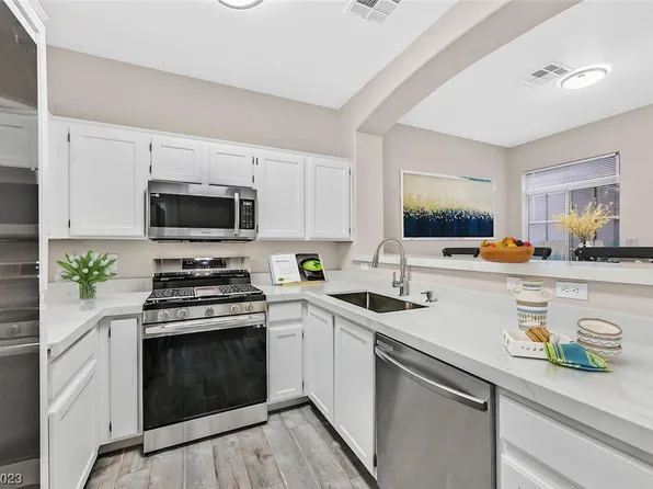 1344 Silver Sierra St, Las Vegas, NV 89128