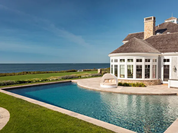 835 Sea View Avenue, Osterville, MA 02655