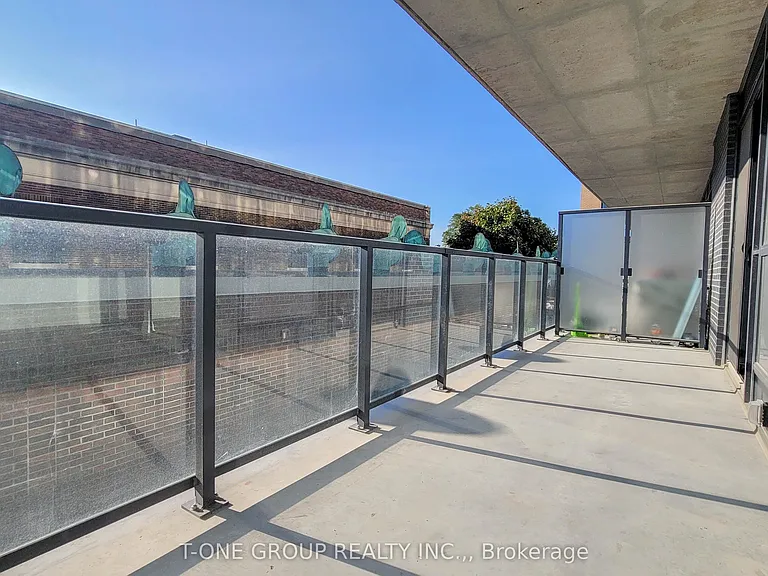 2369 Danforth Ave #318 — Photo 16