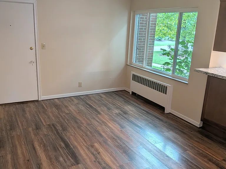 6932 Murray Ave — Photo 5