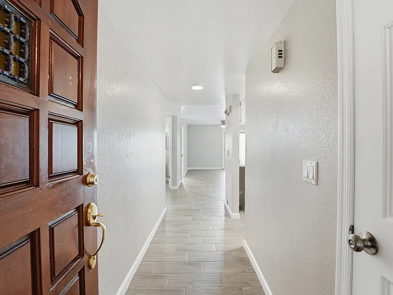 4330 N 5th Ave #105 — Photo 3