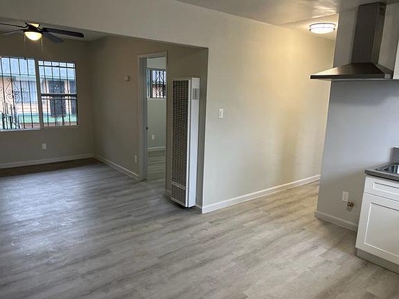 3rd image of 7830 S Western Ave APT 17