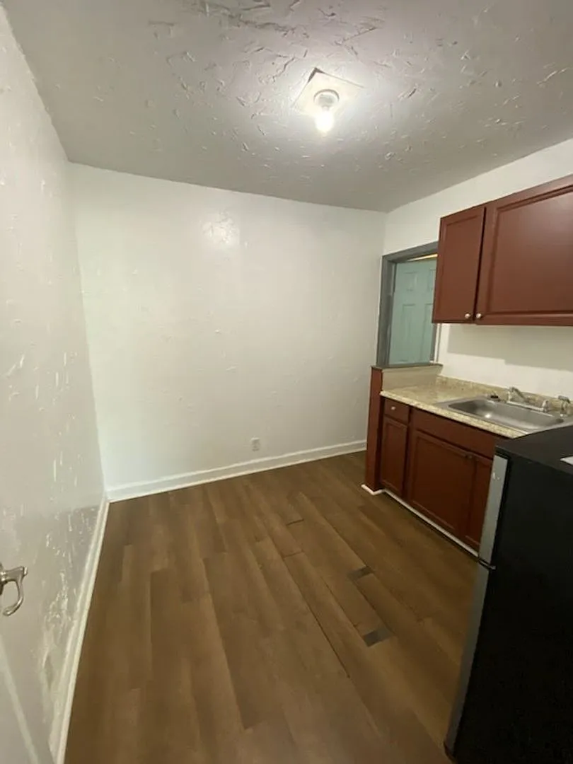 401 Colonia Ln E Unit 13 — Photo 3