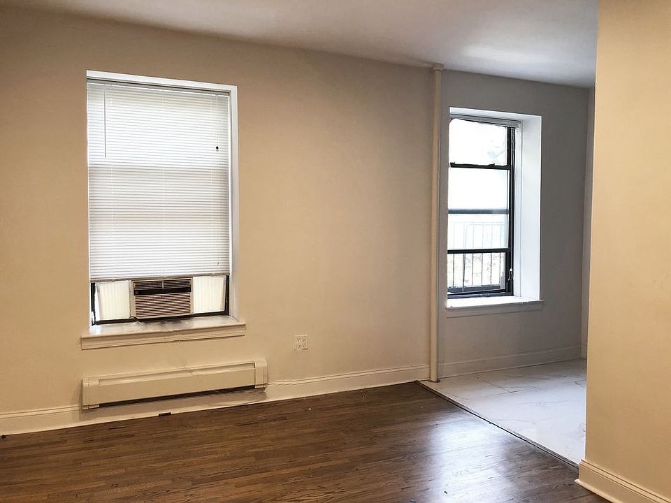 1st image of 218 W 104th St APT 3A