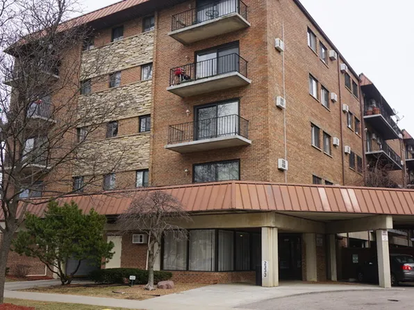 2333 N Neva Ave #114, Chicago, IL 60707