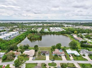 748 NE Maranta Terrado, Jensen Beach, FL 34957