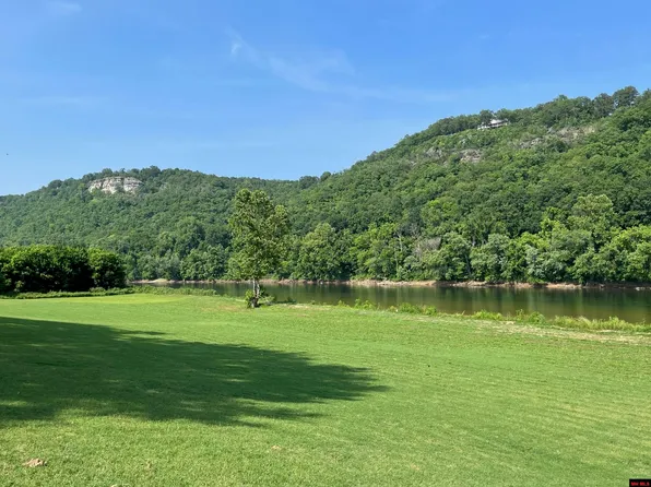 17 Riverview Dr, Norfork, AR 72658