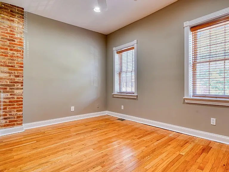 1038 Light St #2 — Photo 23
