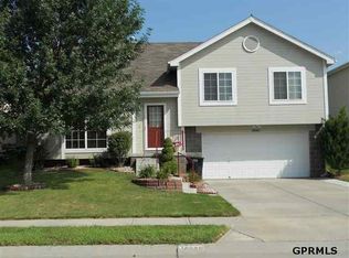 18680 U St, Omaha, NE 68135