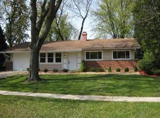 540 Durham Ln, Hoffman Estates, IL 60169