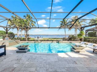 9059 Breakwater Dr, Naples, FL 34120