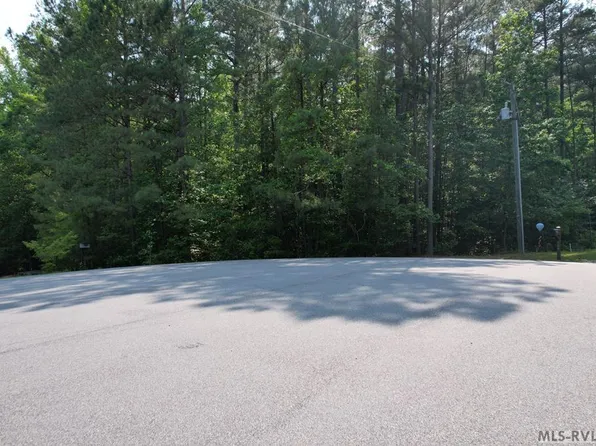 110 Briarwood Dr, Littleton, NC 27850