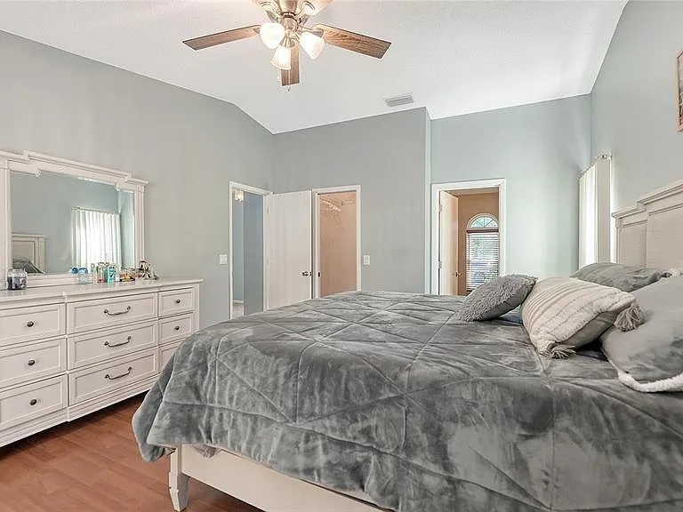 2246 Cork Oak St W — Photo 27