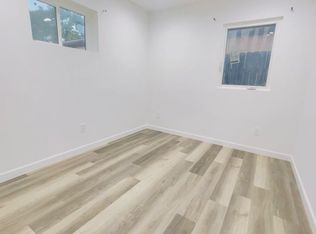 1458 W Summit St #E, Long Beach, CA 90810