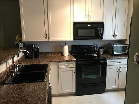 3rd image of 2490 Lampong Dr APT 200B