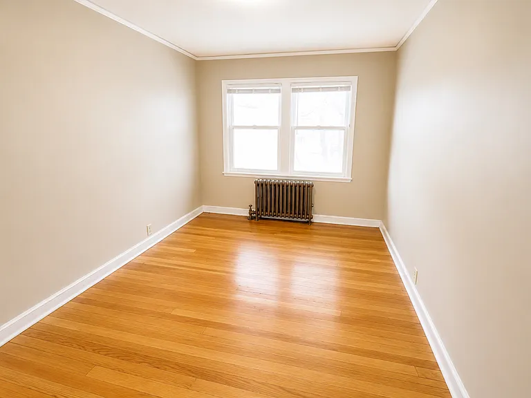 Grand Ave Apartments — Photo 6