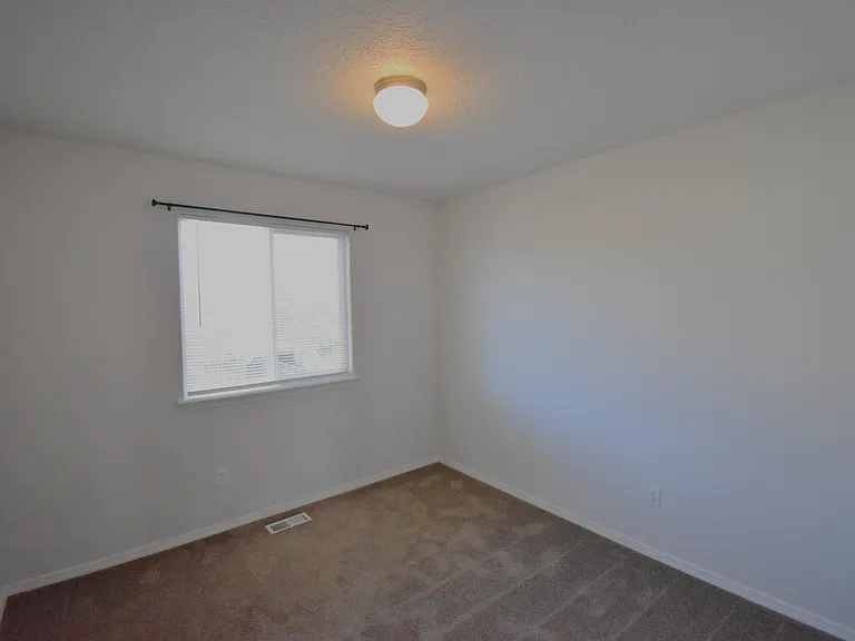 2707 Colfax Dr — Photo 22