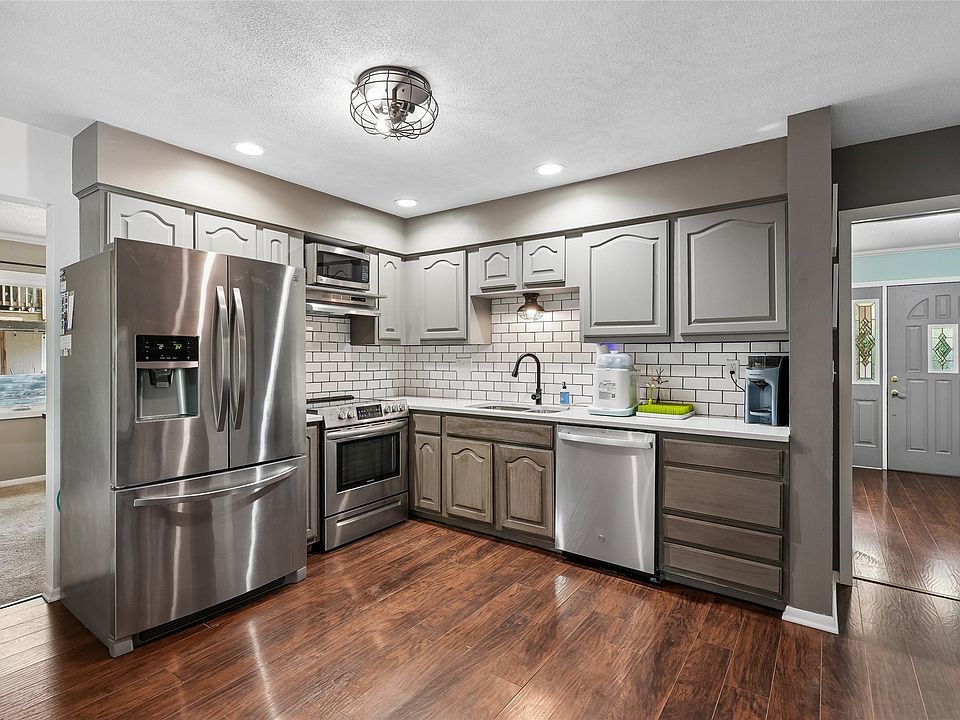 1st image of 3206 SW 28th St