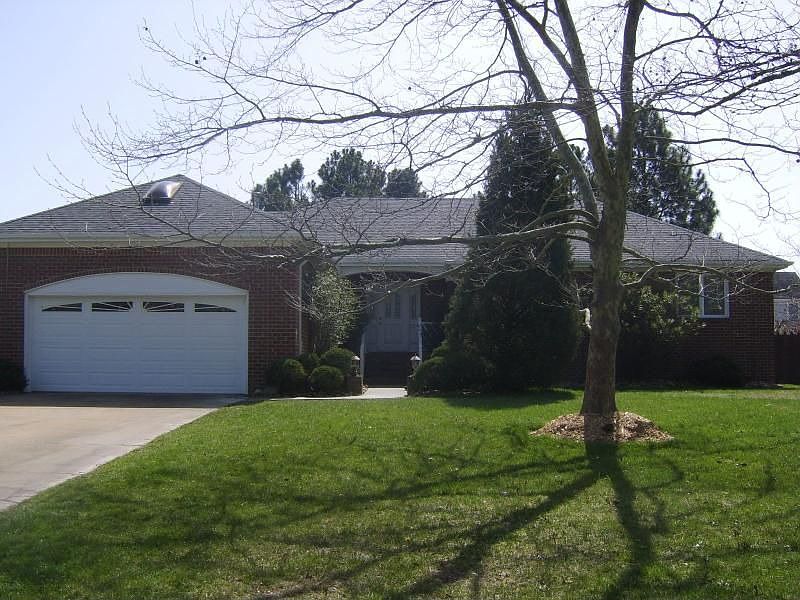 1st image of 2225 Russet Leaf Ln